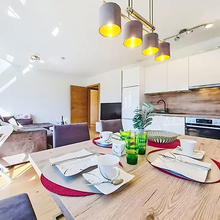 Wurm By Interhome شقة